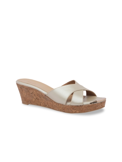 

Inc 5 Women Champagne Gold Solid Wedges