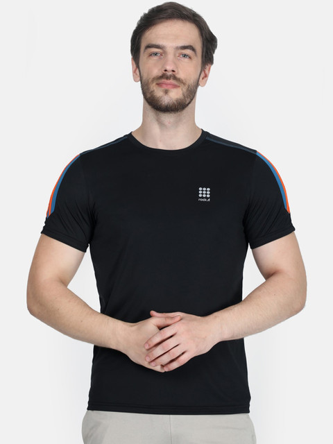 

rock.it Men Black Solid Round Neck T-shirt