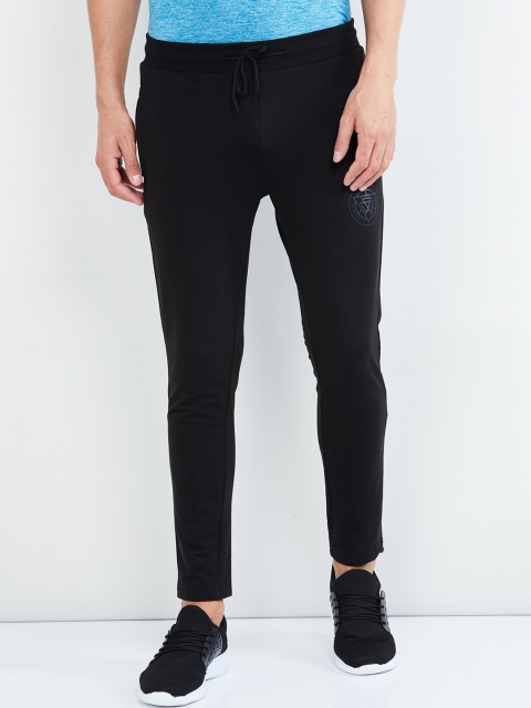 

max Men Black Solid Slim Fit Track Pant