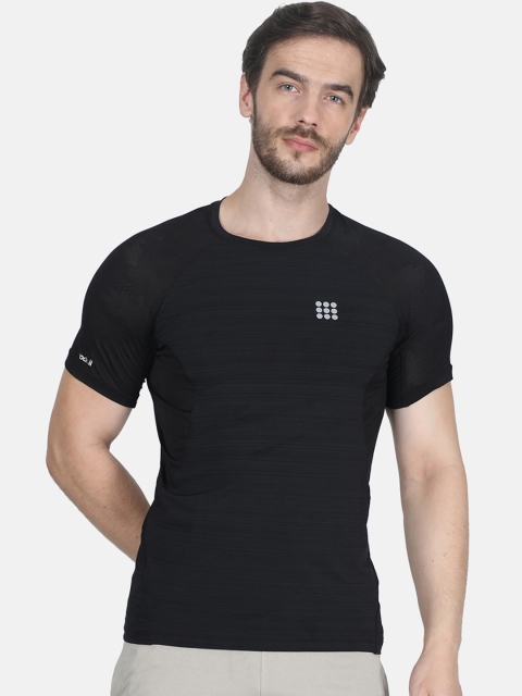 

rock.it Men Black Solid Round Neck T-shirt