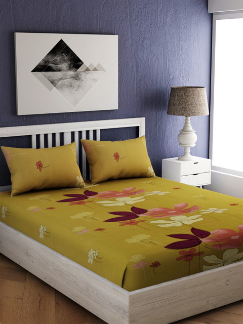 

EverHOME Green & Red Floral 210 TC Cotton 1 Queen Bedsheet with 2 Pillow Covers