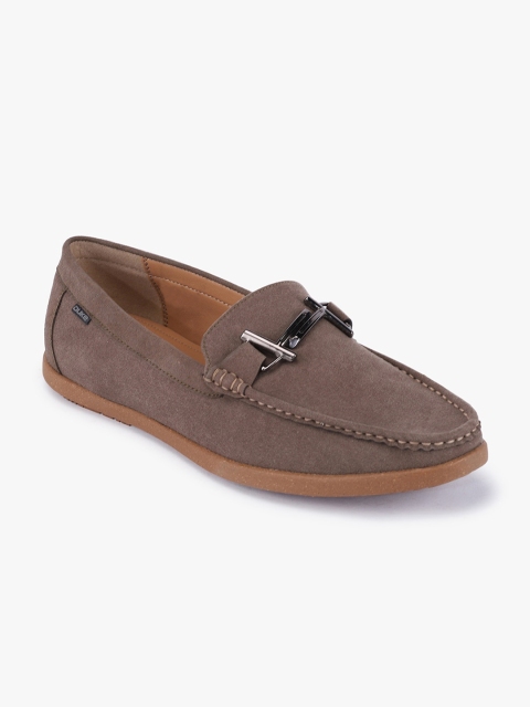 

Duke Men Beige Solid Loafers