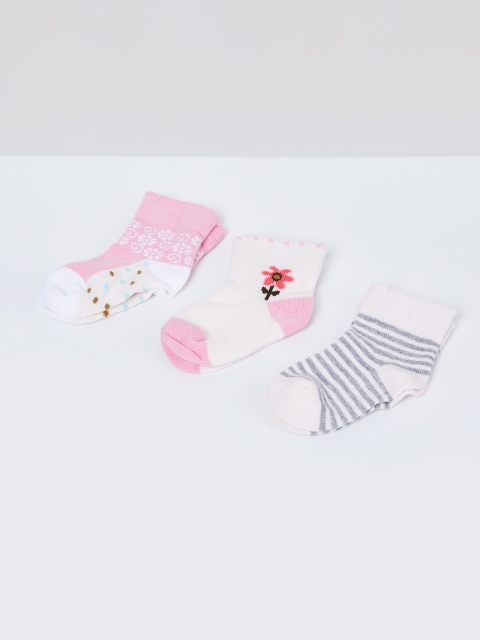 

max Girls Pack Of 3 Ankle-Length Socks, Off white