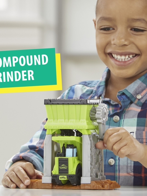 Hasbro Kids Play-Doh Gravel Yard Construction Playset, Multi