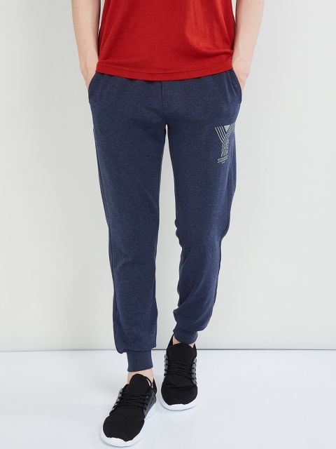 

max Men Navy Blue Solid Joggers