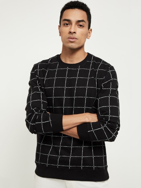 

max Men Black & White Checked Sweatshirt