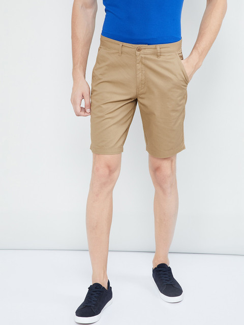 

max Men Khaki Solid Slim Fit Regular Shorts