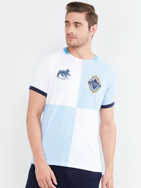 

max Men Blue Colourblocked Round Neck T-shirt