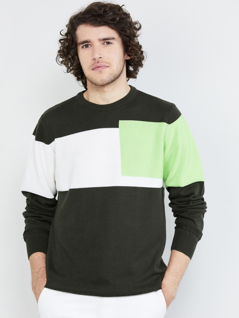 

max Men Green & White Colourblocked Round Neck T-shirt