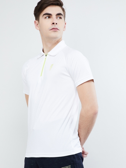 

max Men White Solid Polo Collar T-shirt
