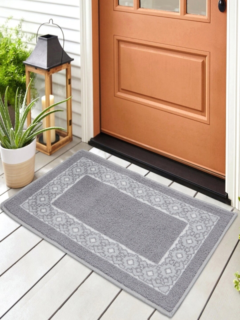 

SPACES Set Of 2 Grey & Off-White Printed Anti-Skid 1700 GSM Doormats