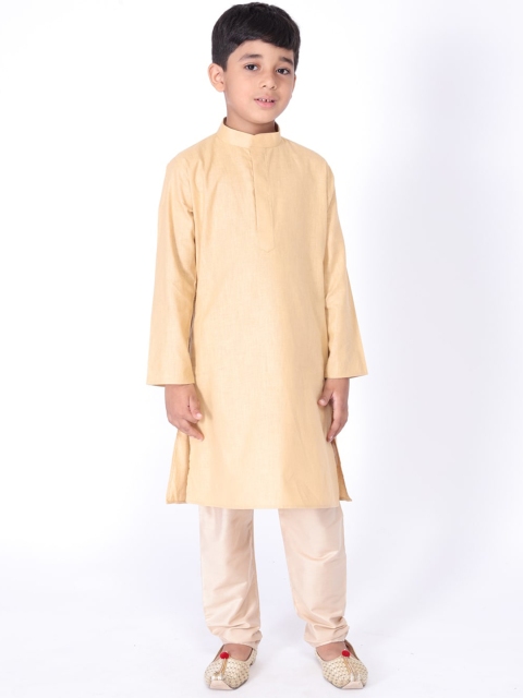 

TABARD Boys Beige Solid Straight Kurta