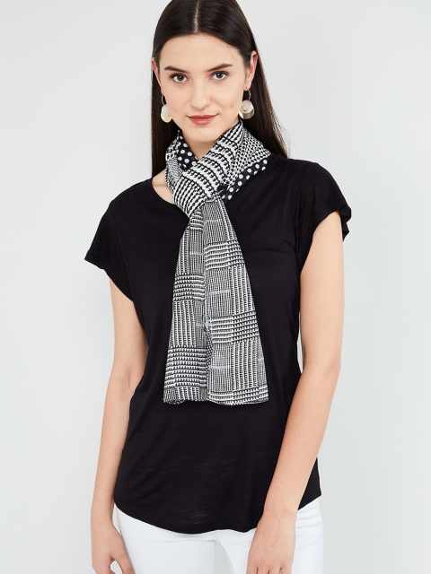 

max Women Black & White Printed Scarf