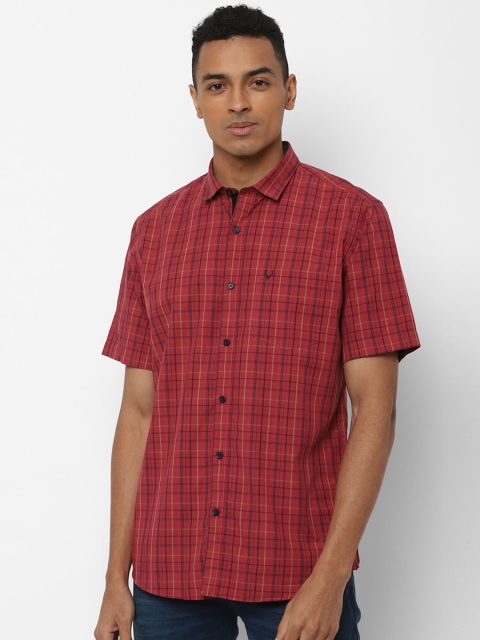 

Allen Solly Men Red Regular Fit Checked Casual Shirt