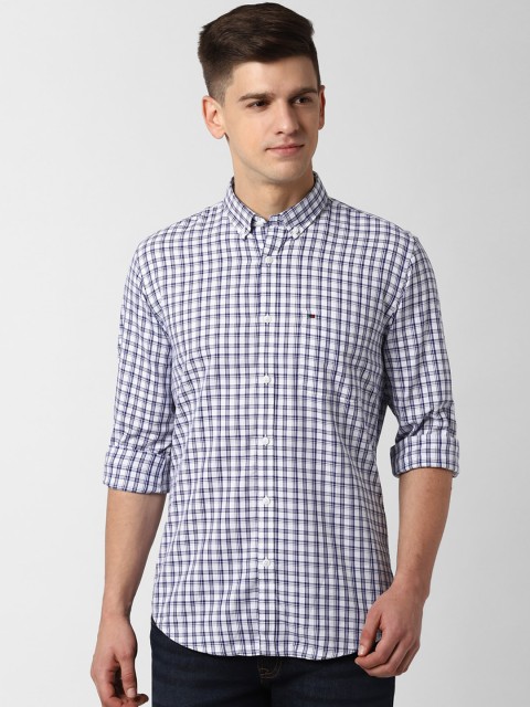 

Peter England Casuals Men Blue & White Slim Fit Checked Casual Shirt