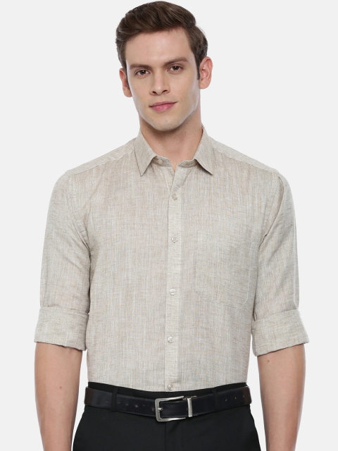 

ARISER Men Beige Regular Fit Solid Formal Shirt