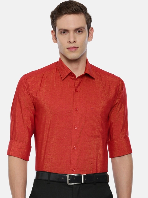 

ARISER Men Red Regular Fit Self Design Formal Shirt