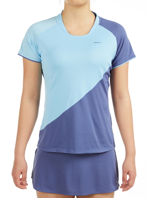 

PERFLY By Decathlon Women Blue Colourblocked Round Neck T-shirt