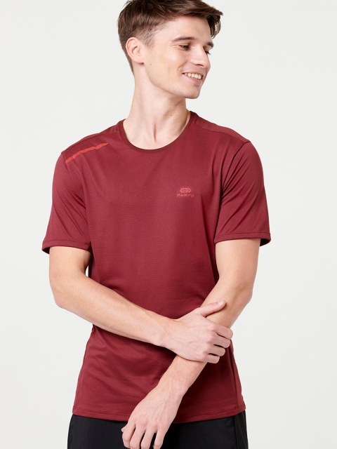

Kalenji By Decathlon Men Burgundy Solid Round Neck T-shirt