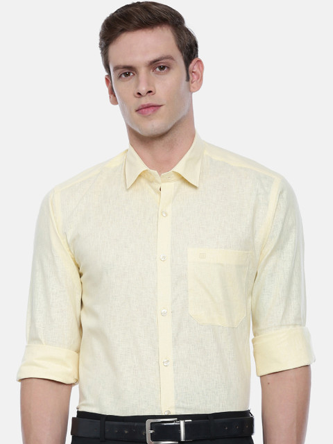 

ARISER Men Cream-Coloured Regular Fit Solid Formal Shirt