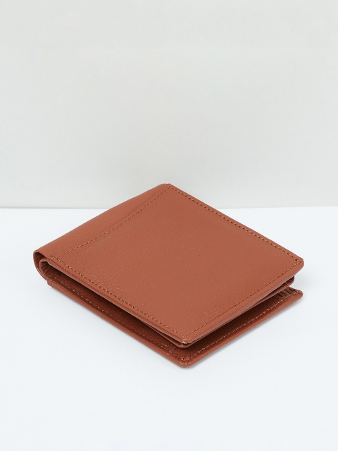 

max Men Tan Brown Solid Bi-Fold Leather Two Fold Wallet