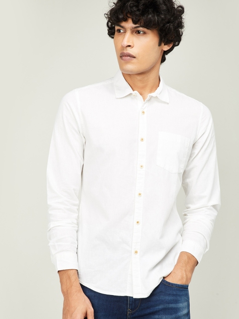 Forca Men White Slim Fit Solid Casual Shirt