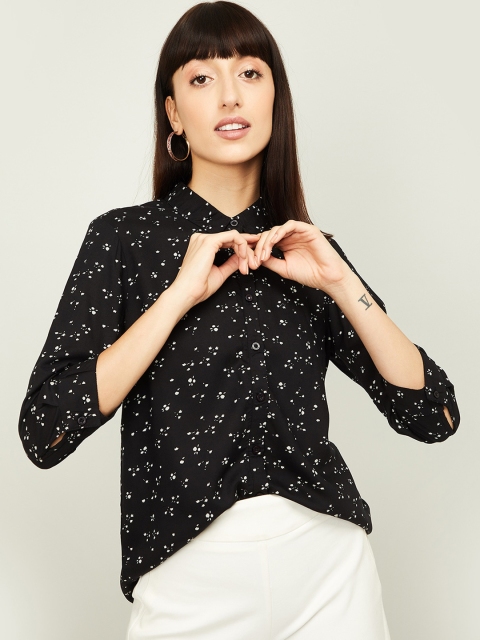 

Bossini Women Black Regular Fit Printed Casual Shirt