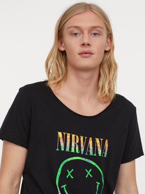 

H&M Men Black Printed T-Shirt