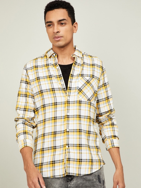 

UCLA Men Yellow Regular Fit Checked Casual Shirt