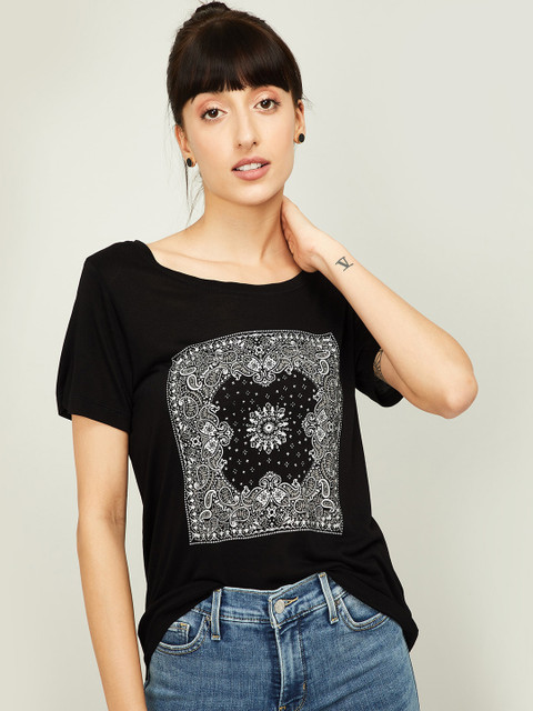 

Bossini Women Black & Grey Printed Round Neck T-shirt