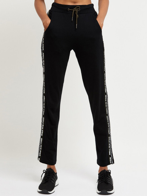 

max Women Black Regular Fit Solid Regular Trousers