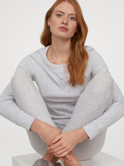 

H&M Women Grey Solid Ribbed Sustainable Jersey Pyjamas