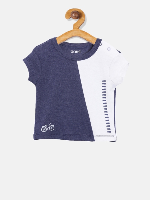 

Aomi Boys Navy Blue Colourblocked Round Neck T-shirt