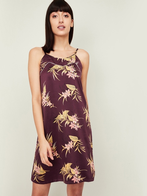 

Ginger by Lifestyle Women Burgundy & Yellow Printed Nightdress