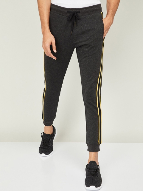 

Fame Forever by Lifestyle Men Grey Striped Joggers