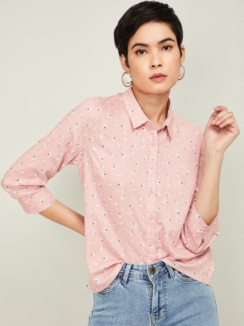 

Bossini Women Coral Regular Fit Floral Printed Casual Shirt