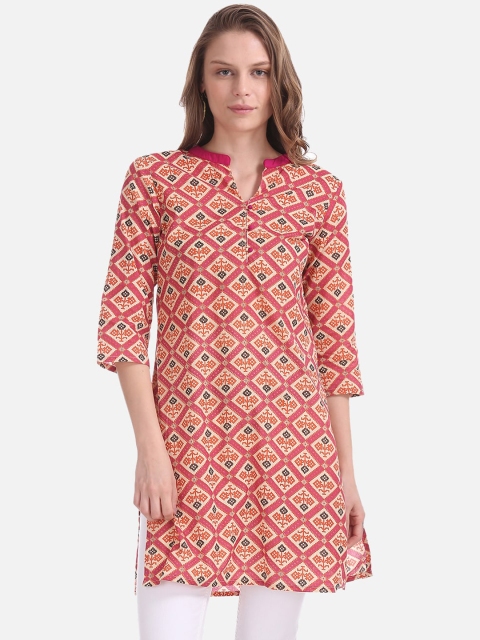 

Karigari Women Pink & Yellow Printed Straight Kurta