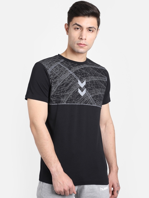 

hummel Men Black Printed Round Neck T-shirt