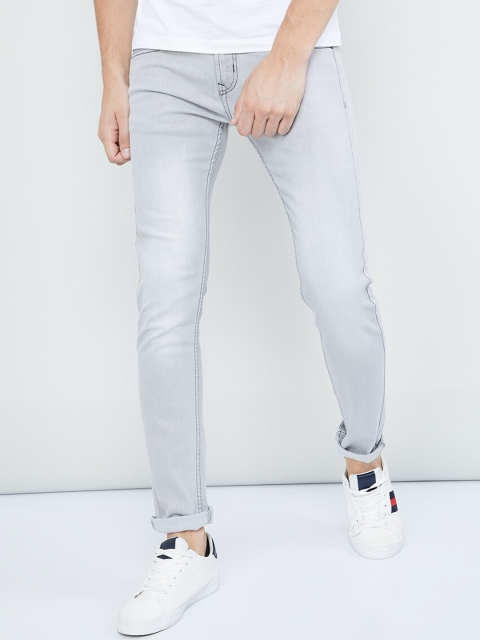 

max Men Grey Skinny Fit Mid-Rise Clean Look Jeans