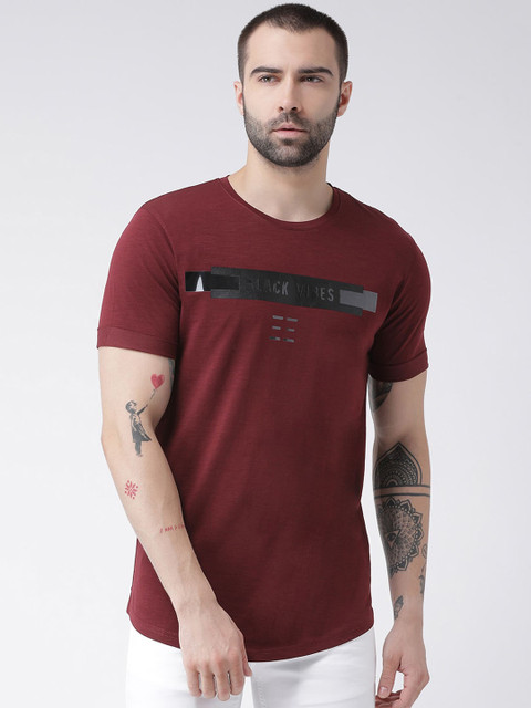 

Rex Straut Jeans Men Maroon Solid Round Neck T-shirt