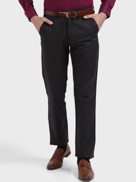 

ColorPlus Men Grey Regular Fit Solid Formal Trousers