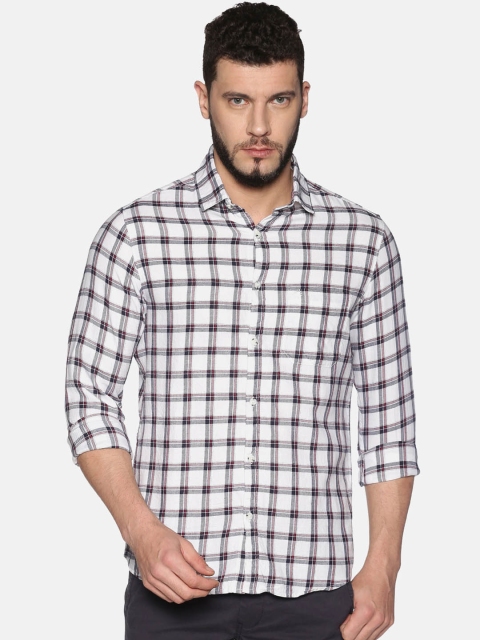 

Chennis Men White Slim Fit Checked Casual Shirt