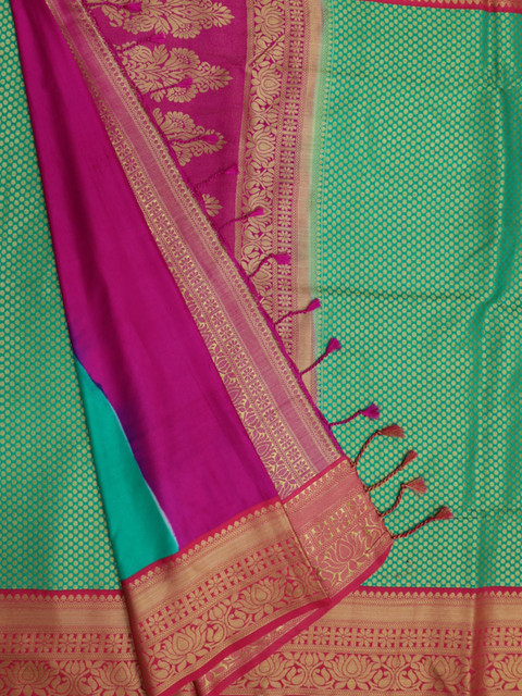 

Bangalore Silk Emporium Green Solid Saree