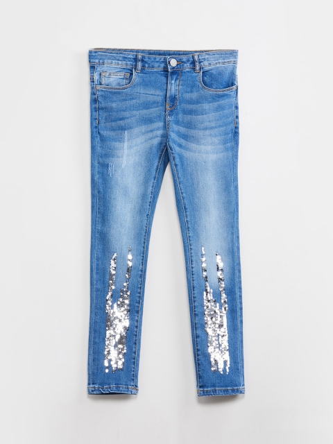 

max Girls Blue Regular Fit Mid-Rise Low Distress Embellished Jeans