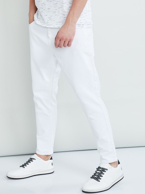 

max Men White Slim Fit Mid-Rise Clean Look Jeans