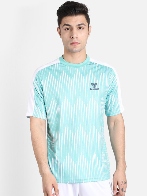

hummel Men Green Printed Round Neck T-shirt