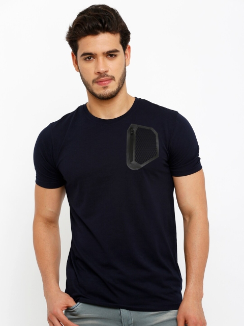 

Rex Straut Jeans Men Blue Self Design Round Neck T-shirt