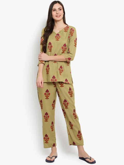 

Desi Rang Women Green & Pink Printed Night Suit