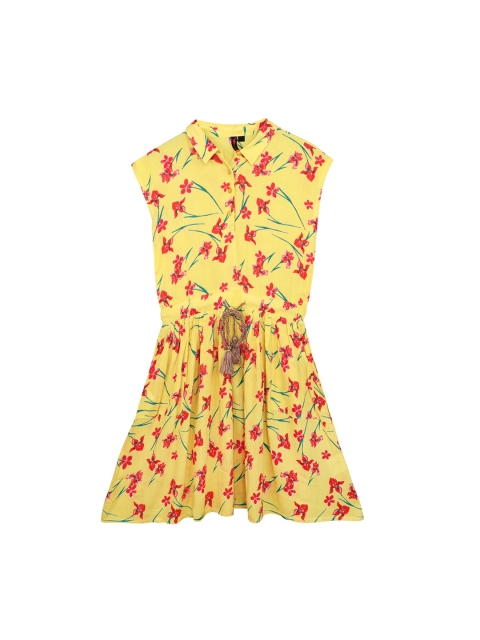 

Ishin DESIGNER STUDIO Girls Yellow Printed Fit and Flare Dress