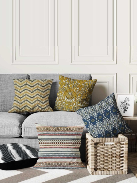 

BIANCA Multicoloured Set of 5 Abstract Square Cushion Covers, Multi